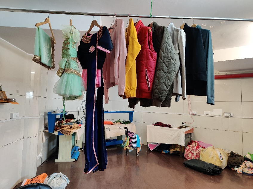 Maa Laundry & Dry Cleaners